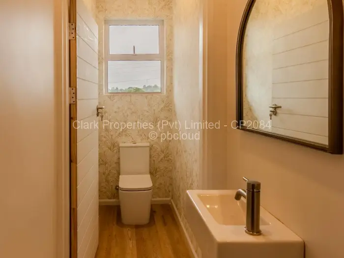 Townhouse/Cluster for Sale in Borrowdale Brooke, Harare