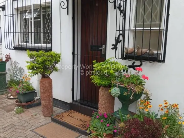 2 Bedroom Cottage/Garden Flat to Rent in Avondale, Harare