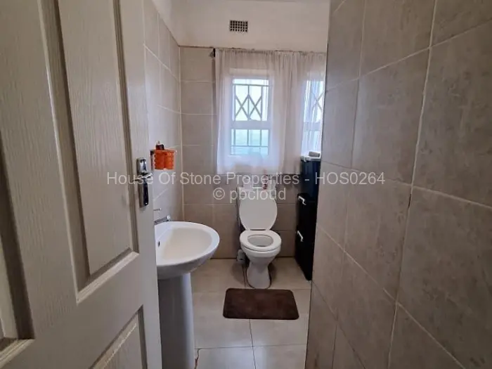 5 Bedroom House for Sale in Mazowe, Mazowe