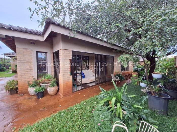 5 Bedroom House for Sale in Mazowe, Mazowe