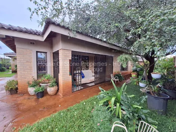 5 Bedroom House for Sale in Mazowe, Mazowe