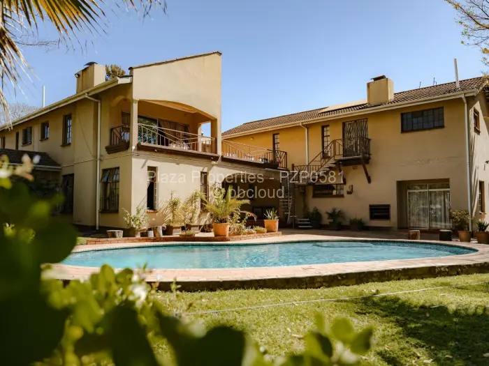 5 Bedroom House to Rent in Greystone Park