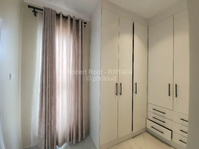 Townhouse/Cluster to Rent in Bluff Hill, Harare