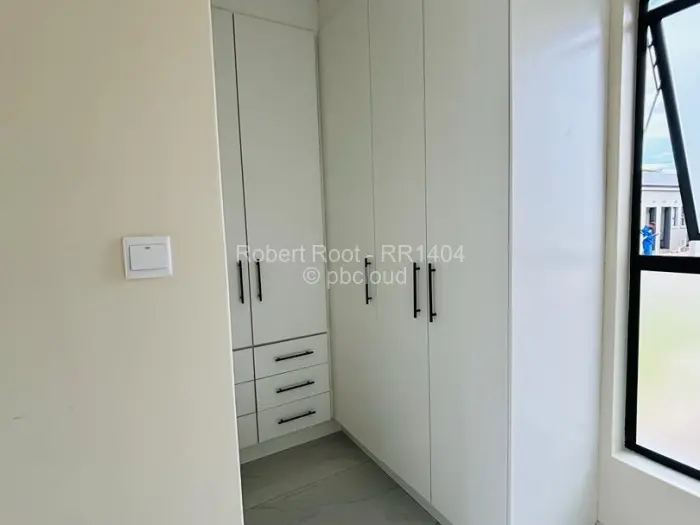 Townhouse/Cluster to Rent in Bluff Hill