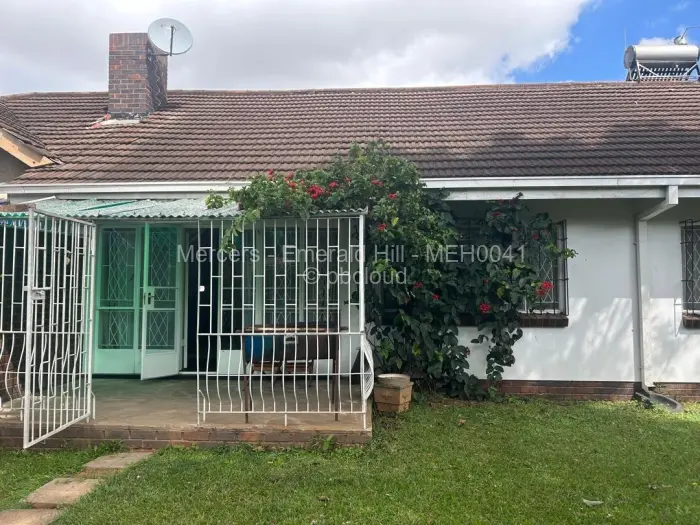 2 Bedroom Cottage/Garden Flat to Rent in Avondale West