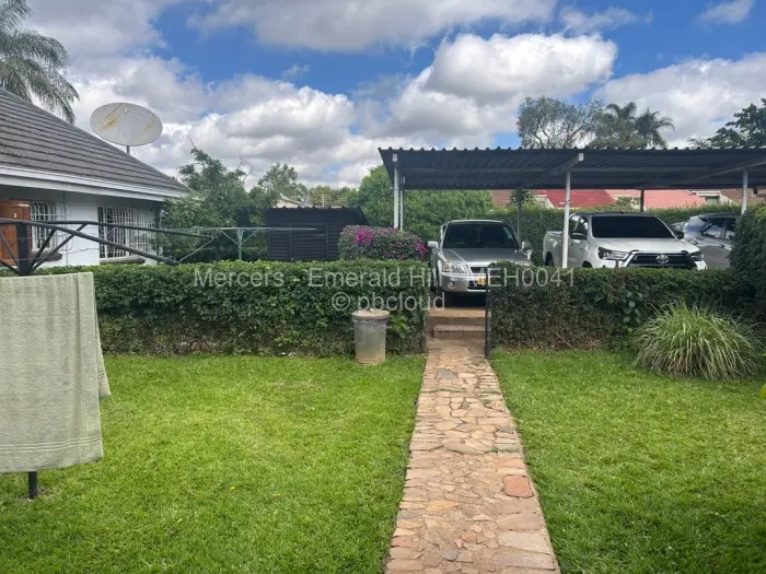 2 Bedroom Cottage/Garden Flat to Rent in Avondale West