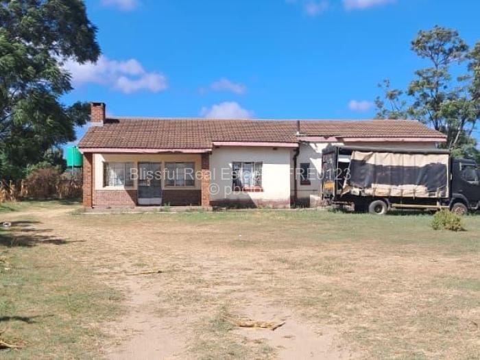4 Bedroom House for Sale in Parktown, Harare