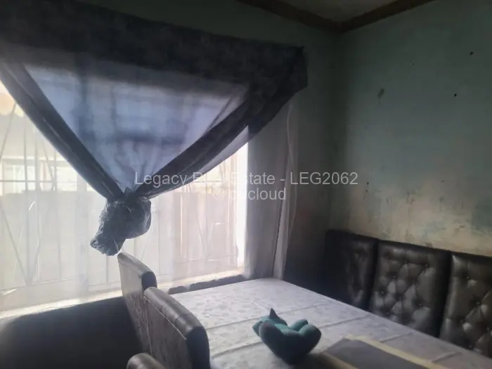 4 Bedroom House for Sale in Budiriro, Harare