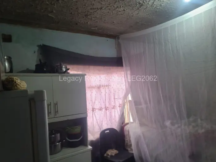 4 Bedroom House for Sale in Budiriro, Harare