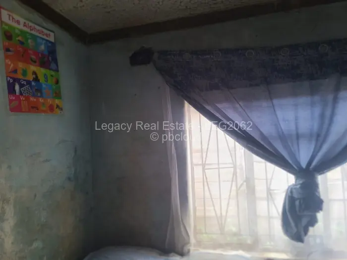 4 Bedroom House for Sale in Budiriro, Harare