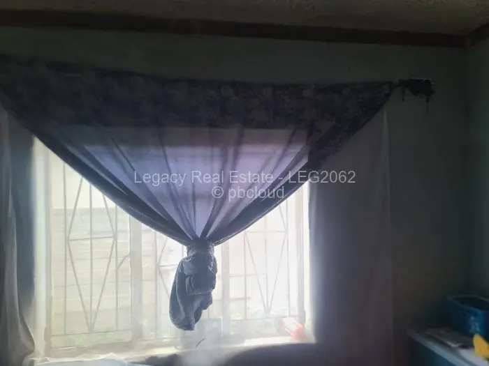 4 Bedroom House for Sale in Budiriro, Harare