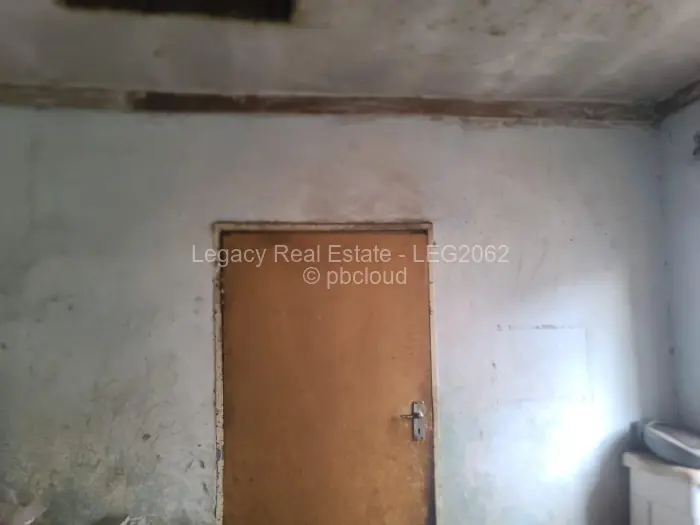 4 Bedroom House for Sale in Budiriro, Harare