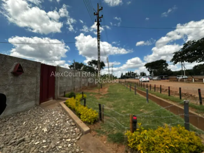 3 Bedroom House to Rent in Waterfalls, Harare