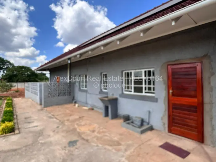 3 Bedroom House to Rent in Waterfalls, Harare