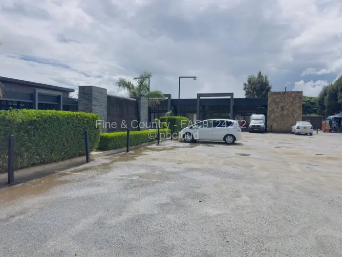 Retail/Shop to Rent in Greendale