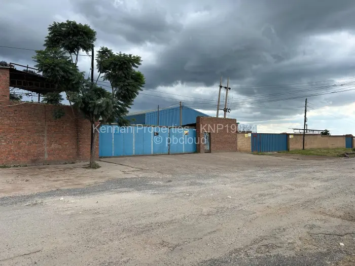 Industrial Stand for Sale in Sunway City, Harare