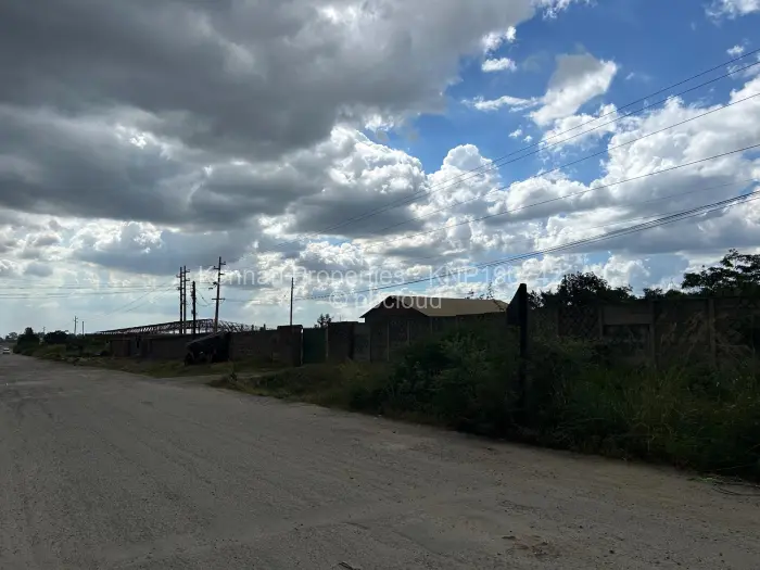 Industrial Stand for Sale in Sunway City, Harare