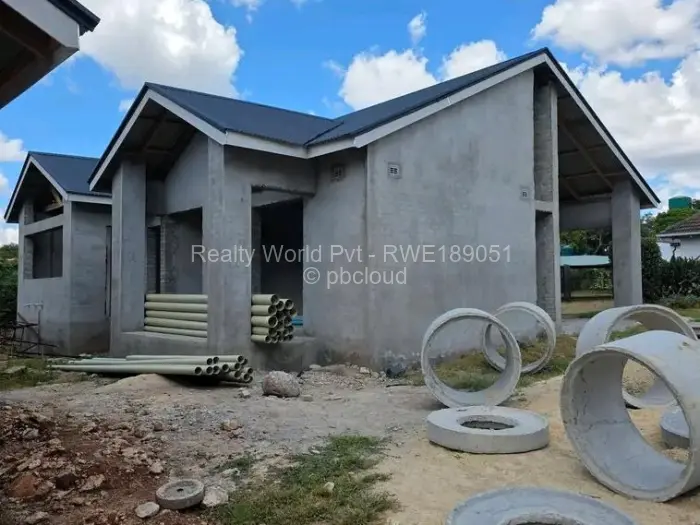 Townhouse/Cluster for Sale in Emerald Hill, Harare