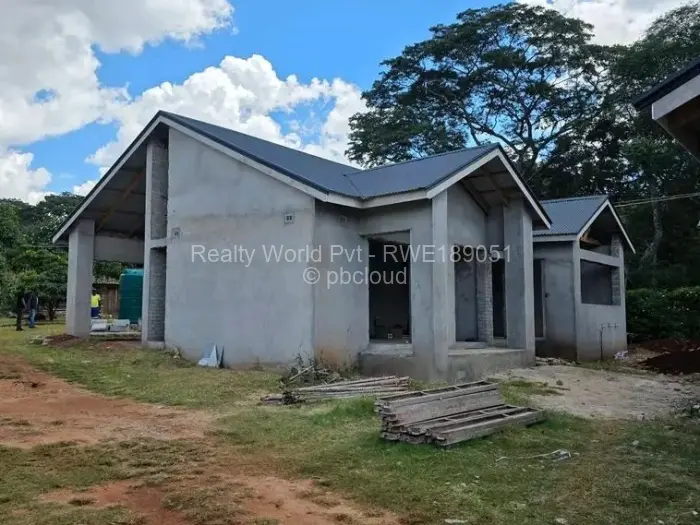 Townhouse/Cluster for Sale in Emerald Hill, Harare