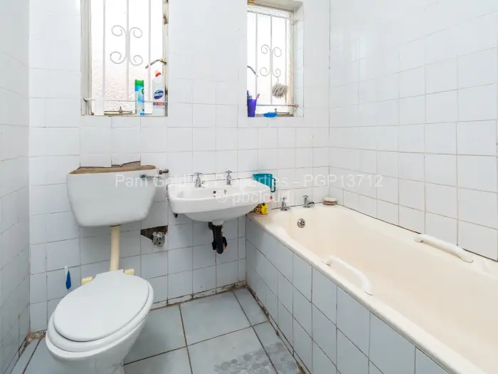 3 Bedroom House for Sale in Waterfalls, Harare