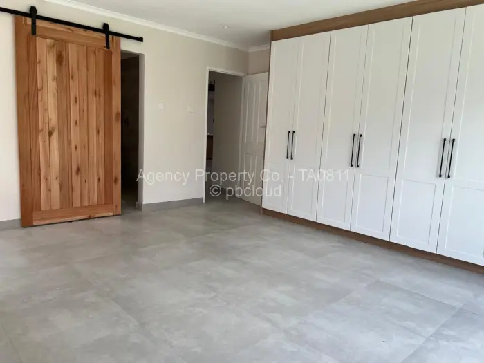 Townhouse/Cluster for Sale in Newlands, Harare