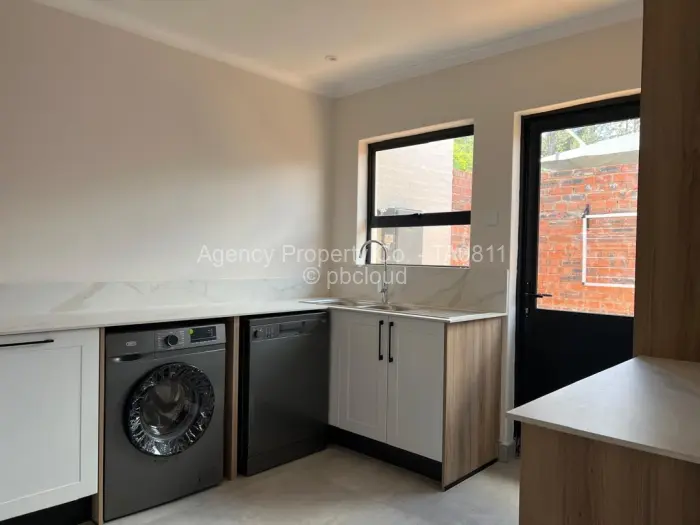 Townhouse/Cluster for Sale in Newlands, Harare