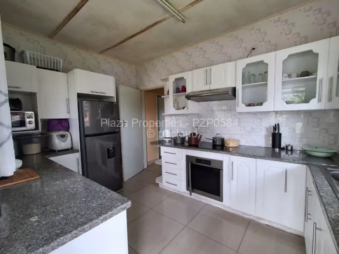 3 Bedroom House for Sale in Lundi Park, Gweru