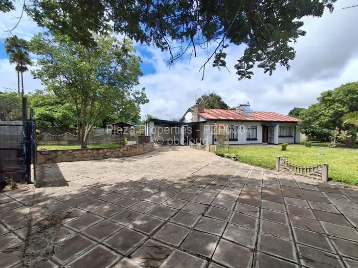 3 Bedroom House for Sale in Lundi Park, Gweru
