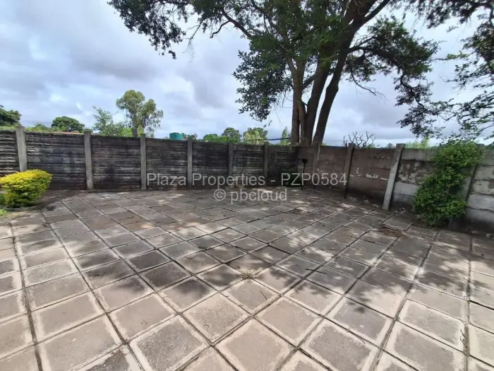 3 Bedroom House for Sale in Lundi Park, Gweru