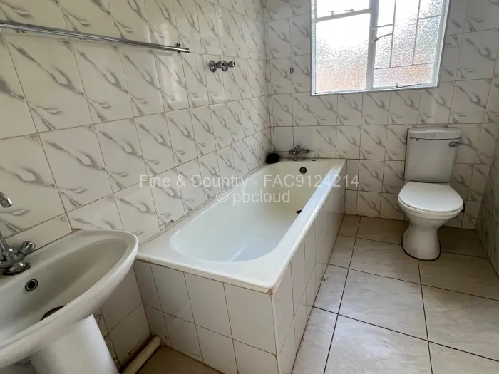 2 Bedroom Cottage/Garden Flat to Rent in Vainona