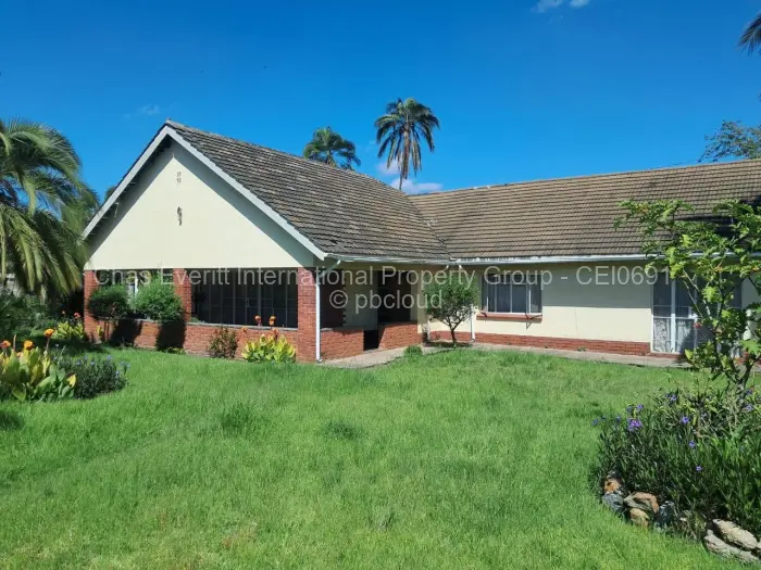 4 Bedroom House for Sale in Hatfield, Harare