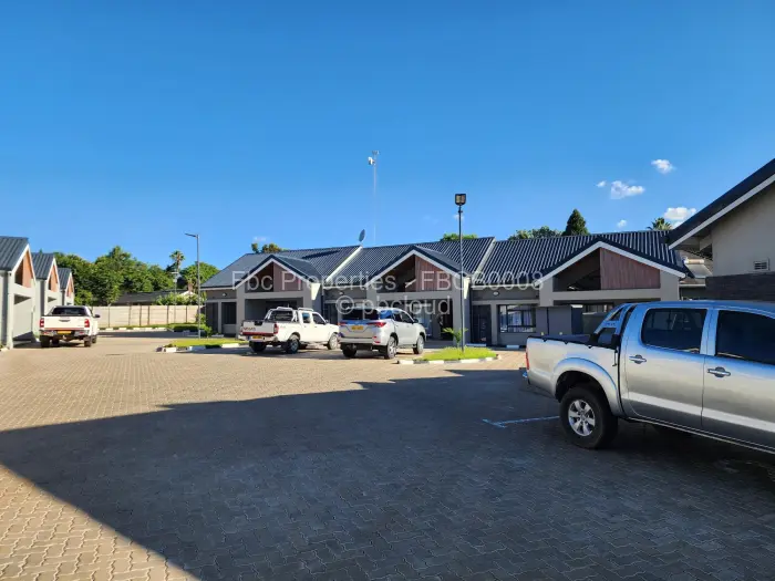 Townhouse/Cluster to Rent in Alexandra Park