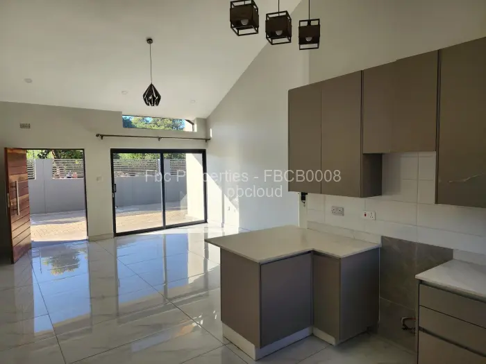 Townhouse/Cluster to Rent in Alexandra Park