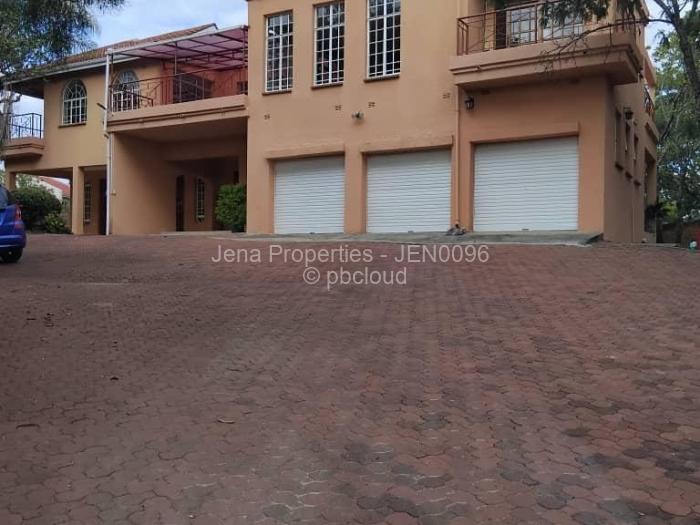 5 Bedroom House for Sale in Glen Lorne, Harare