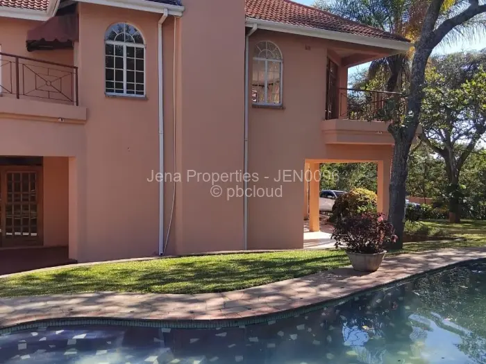 5 Bedroom House for Sale in Glen Lorne, Harare
