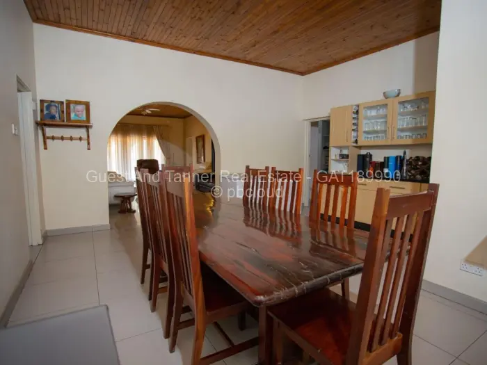 4 Bedroom House for Sale in Victoria Falls, Victoria Falls