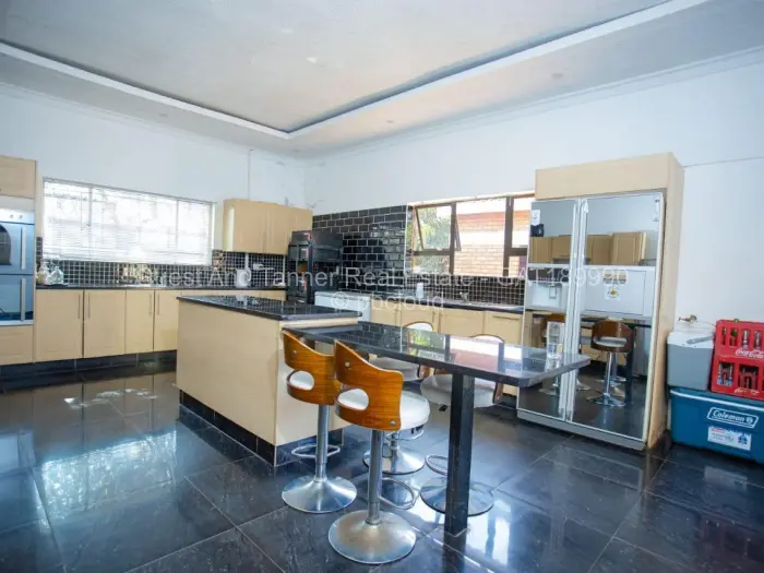 4 Bedroom House for Sale in Victoria Falls, Victoria Falls
