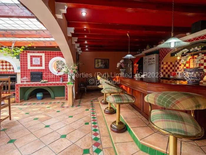 8 Bedroom House for Sale in Avondale - The Ridge, Harare