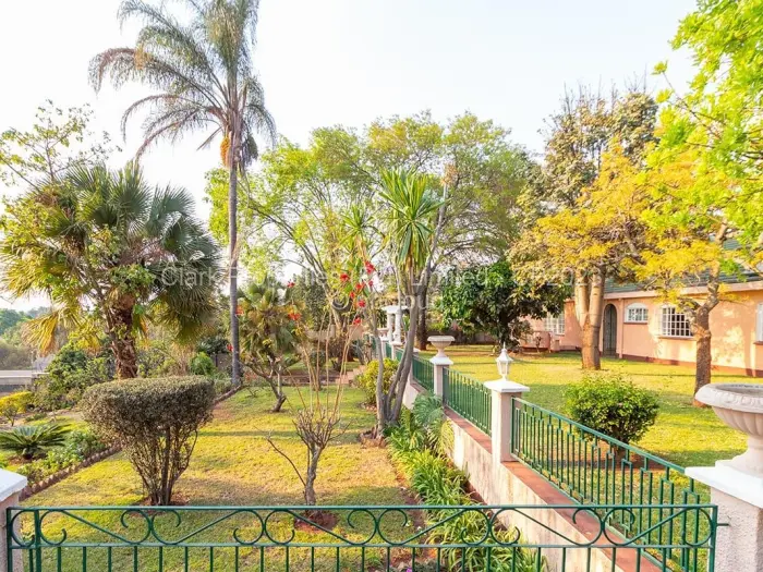 8 Bedroom House for Sale in Avondale - The Ridge, Harare