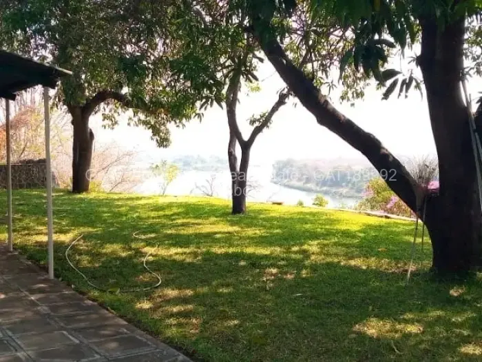 3 Bedroom House for Sale in Deka, Deka