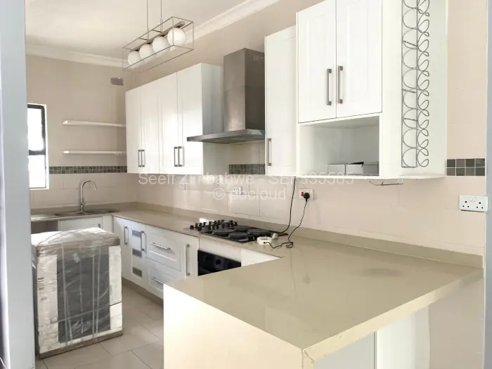 Townhouse/Cluster to Rent in Greendale