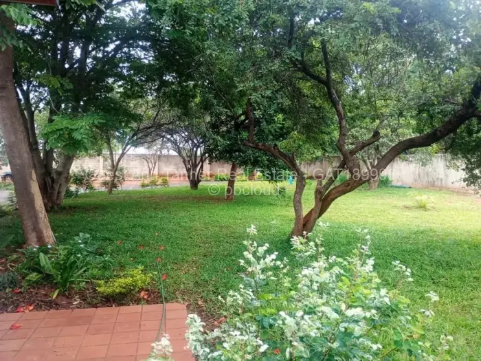 4 Bedroom House for Sale in Victoria Falls, Victoria Falls