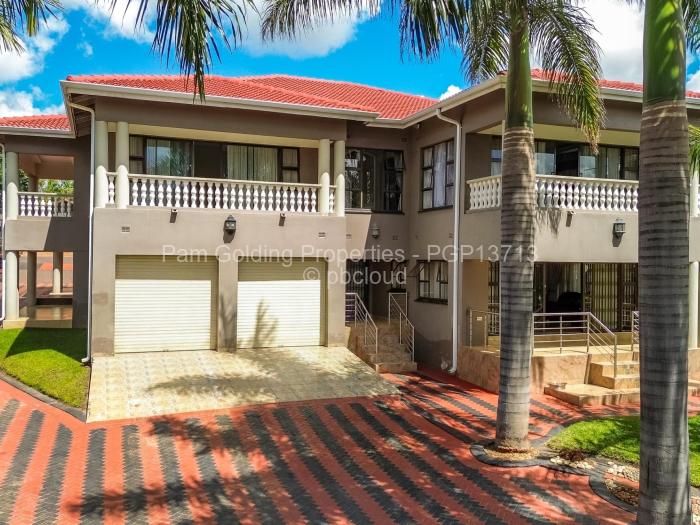 6 Bedroom House for Sale in Pomona, Harare