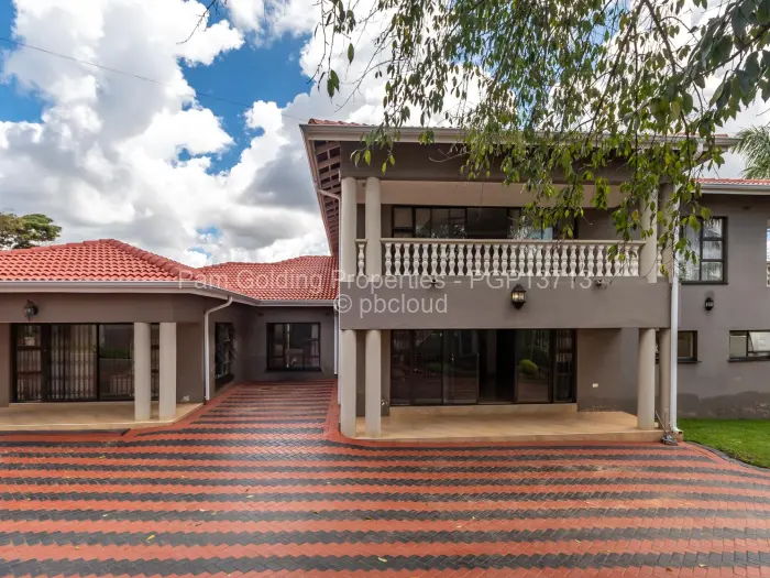 6 Bedroom House for Sale in Pomona, Harare