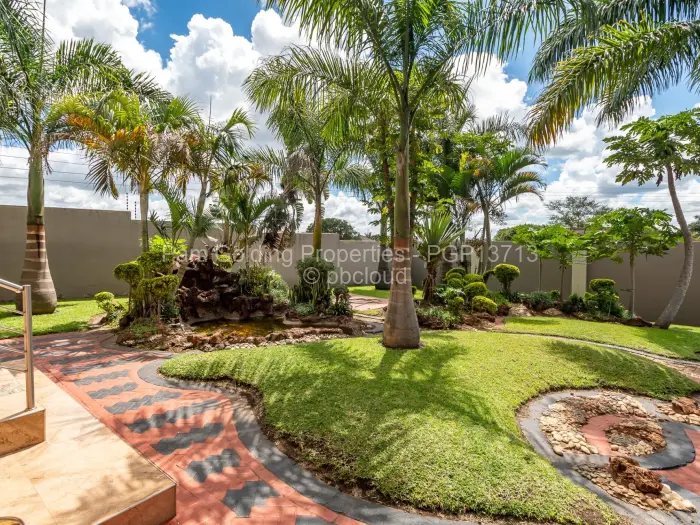 6 Bedroom House for Sale in Pomona, Harare