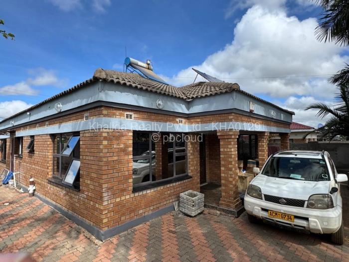 4 Bedroom House to Rent in Madokero Estates, Harare