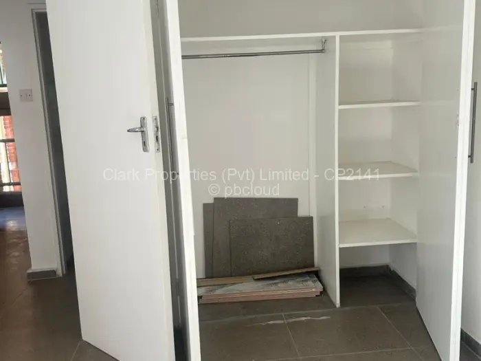 Flat/Apartment to Rent in Avenues