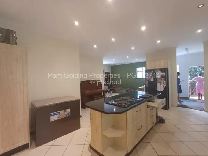 3 Bedroom House for Sale in Murambi, Mutare