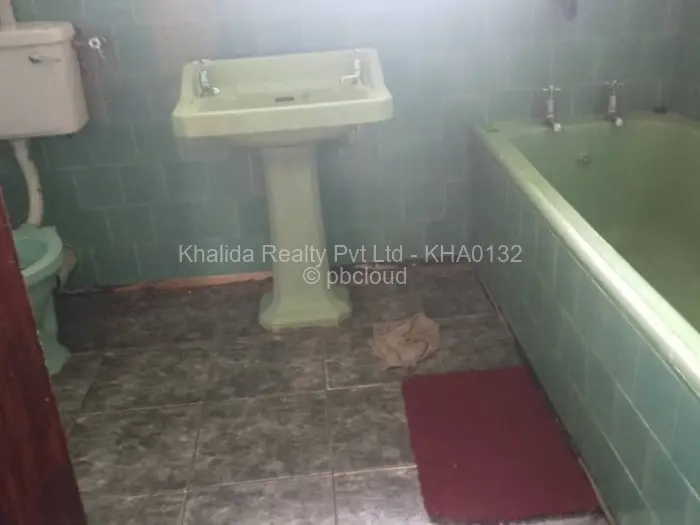 3 Bedroom House to Rent in Hillcrest, Bulawayo