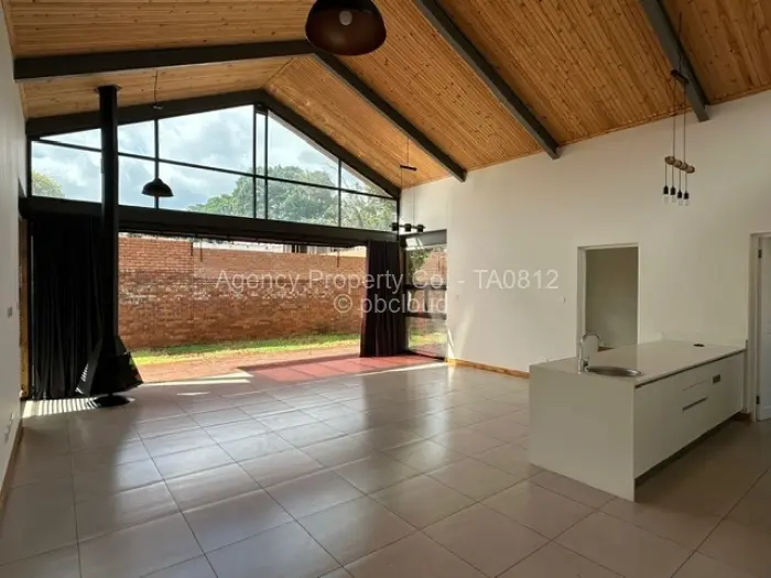 Townhouse/Cluster to Rent in Highlands